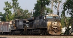NS 7528 leads train 158 northbound